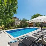 Ive Villa Orbanići