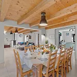 Villa Ive *