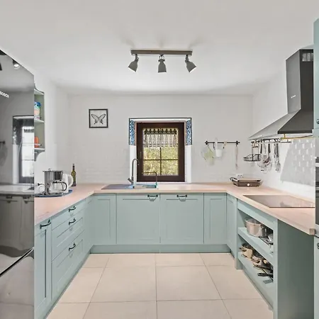 Villa Ive Orbanići