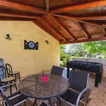 Villa Ive *