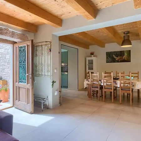 Ive Holiday home Orbanici