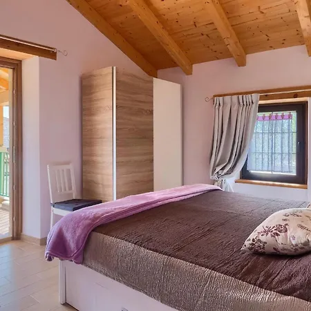 Holiday home Ive Orbanici