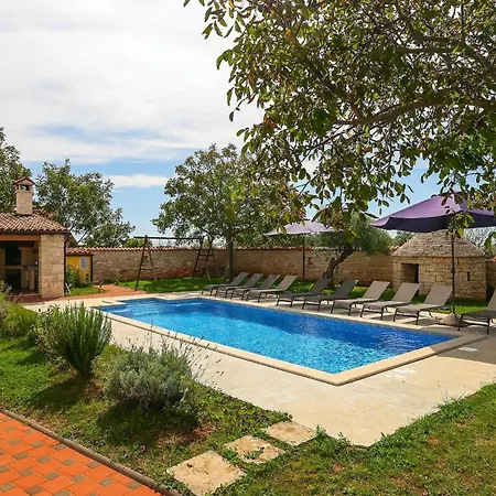 Holiday home Ive